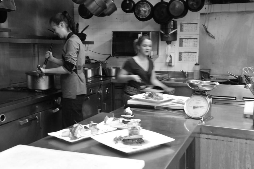 Saint-Marcel  Logis Hotel Le Prieure מראה חיצוני תמונה